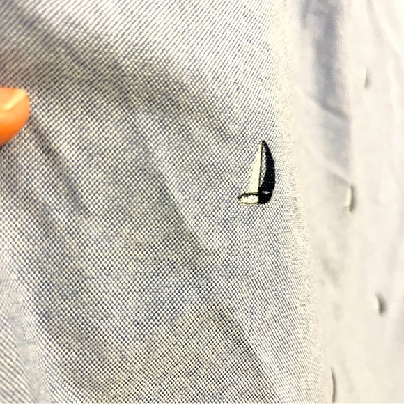 J.Crew Factory Flex Chambray Denim Long Sleeve Sailboats Button Down 14-14.5 SM - Picture 7 of 7